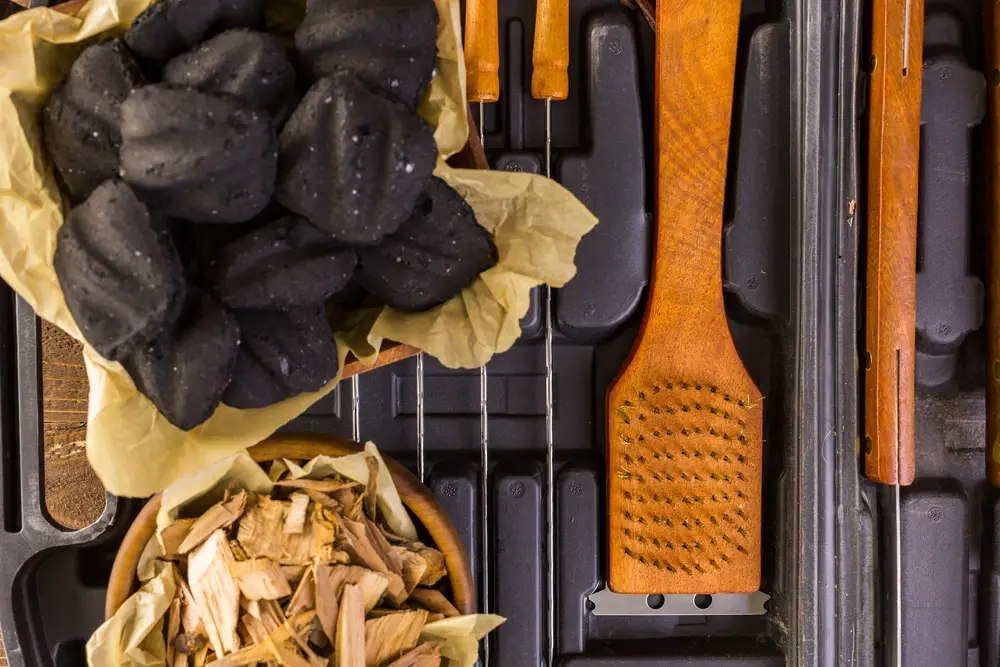 How to Use Wood Chips on a Charcoal Grill