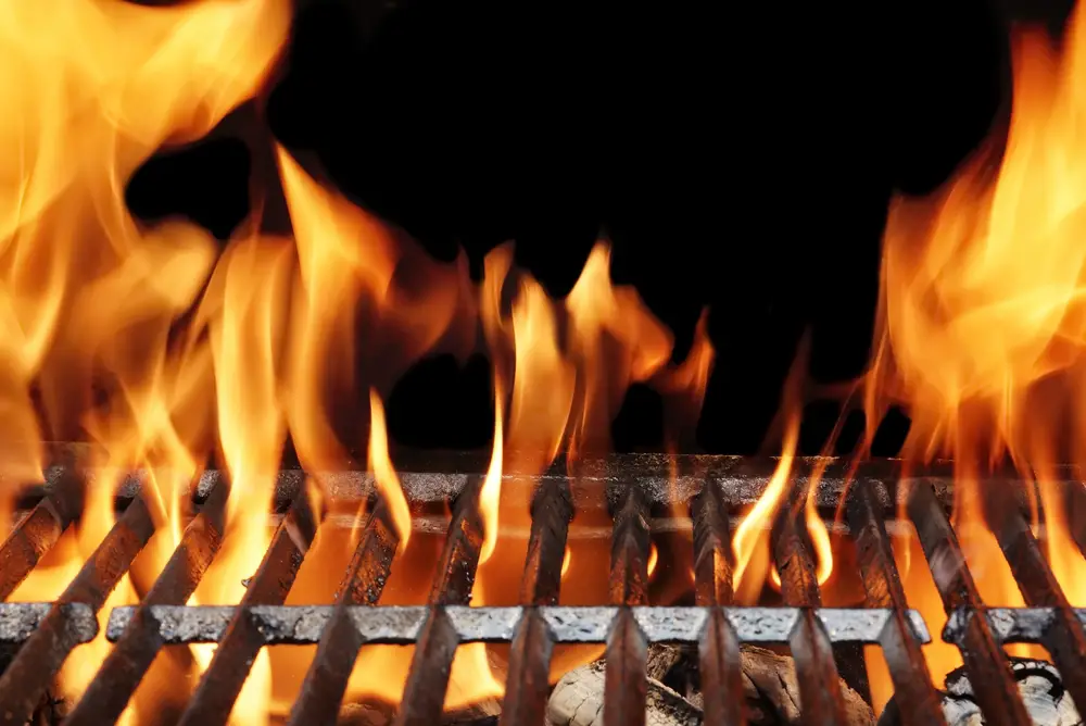5 Rookie Mistakes to Avoid When Grilling Over Charcoal